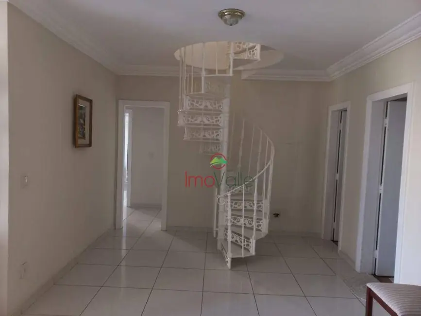 Cobertura com 4 quartos à venda, 270m2 em Sao Jose Dos Campos - SP - imagem 5 Foto 5 de Cobertura com 4 quartos à venda, 270m2 em Sao Jose Dos Campos - SP