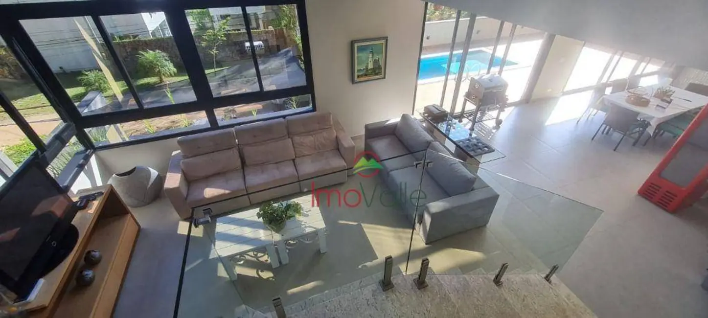 Foto 5 de Sobrado com 4 quartos à venda, 610m2 em Ubatuba - SP