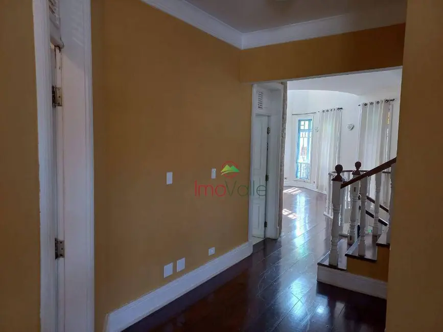 Foto 3 de Sobrado com 5 quartos para alugar, 360m2 em Sao Jose Dos Campos - SP