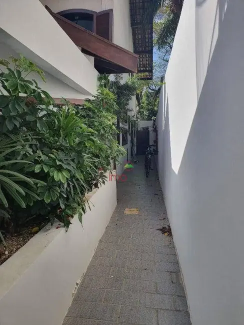 Foto 8 de Sobrado com 5 quartos à venda, 570m2 em Sao Jose Dos Campos - SP