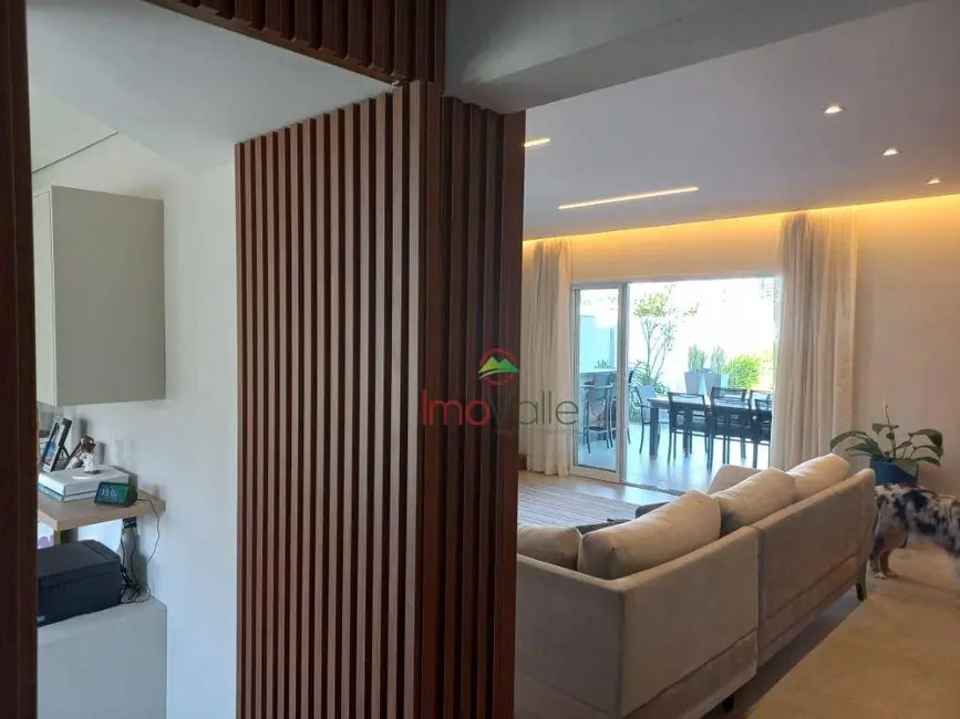 Foto 2 de Casa de Condomínio com 5 quartos à venda, 453m2 em Sao Jose Dos Campos - SP