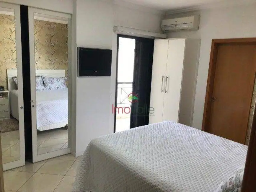 Foto 8 de Apartamento com 5 quartos à venda, 219m2 em Sao Jose Dos Campos - SP