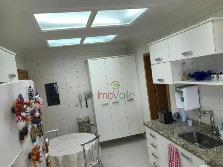 Foto 4 de Apartamento com 5 quartos à venda, 219m2 em Sao Jose Dos Campos - SP