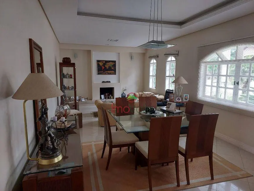 Casa de Condomínio com 3 quartos à venda, 480m2 em Sao Jose Dos Campos - SP - imagem 2 Foto 2 de Casa de Condomínio com 3 quartos à venda, 480m2 em Sao Jose Dos Campos - SP