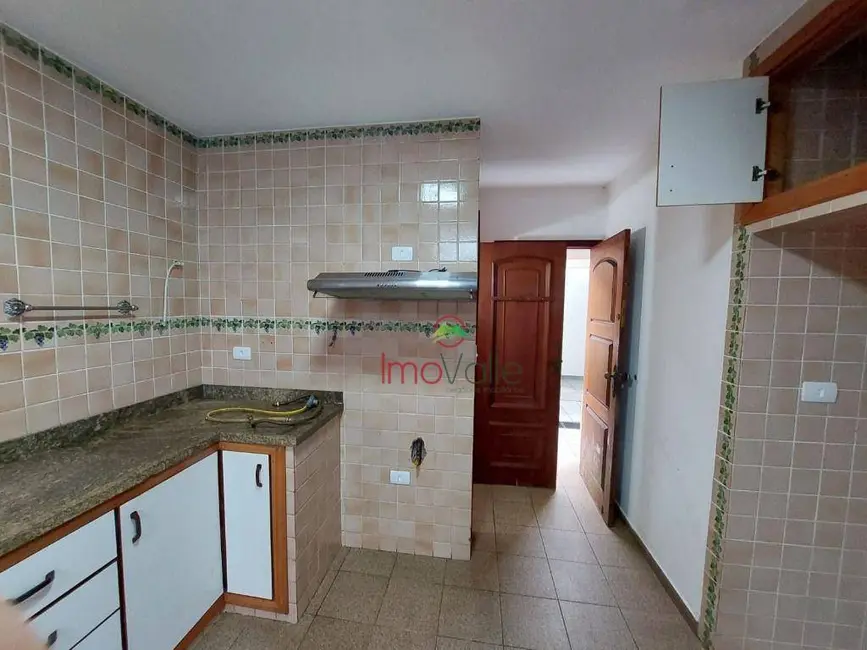 Foto 7 de Sobrado com 4 quartos para alugar, 360m2 em Sao Jose Dos Campos - SP