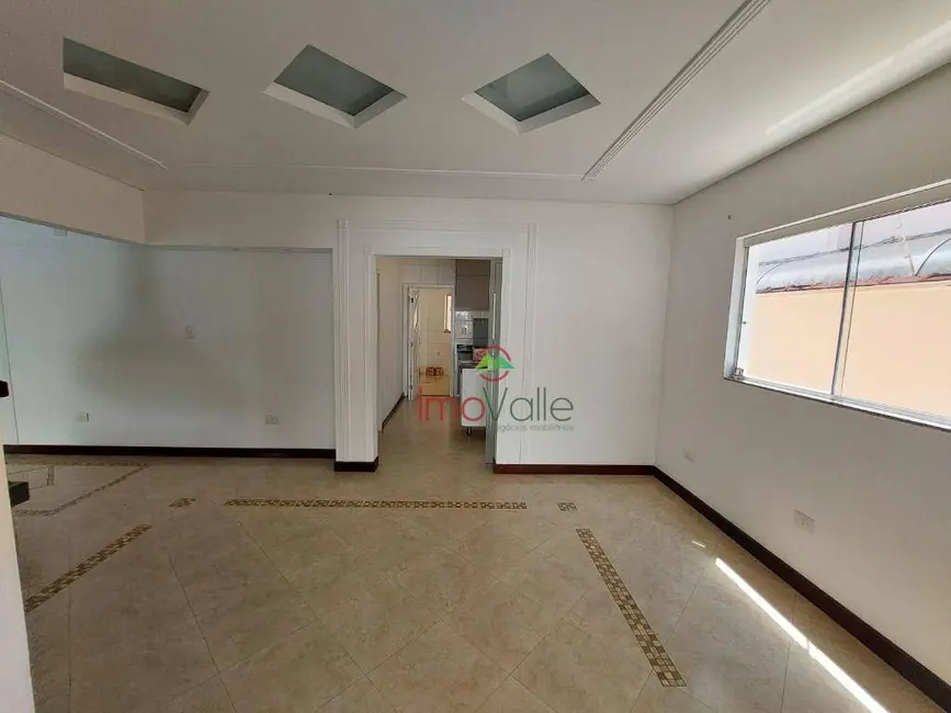 Casa de Condomínio com 3 quartos para alugar, 446m2 em Sao Jose Dos Campos - SP - imagem 6 Foto 6 de Casa de Condomínio com 3 quartos para alugar, 446m2 em Sao Jose Dos Campos - SP