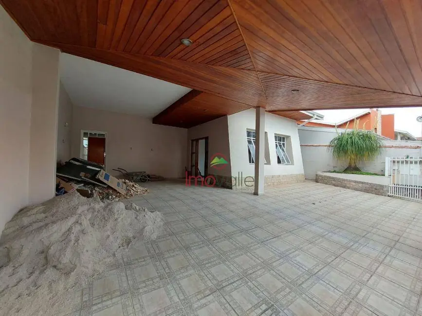 Foto 3 de Casa de Condomínio com 3 quartos à venda, 360m2 em Sao Jose Dos Campos - SP