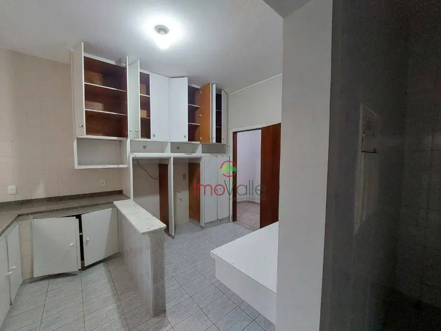Foto 9 de Casa de Condomínio com 3 quartos à venda, 360m2 em Sao Jose Dos Campos - SP