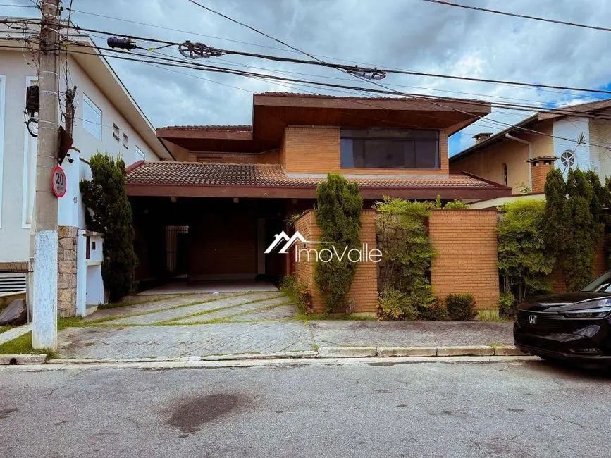 Foto 1 de Casa de Condomínio com 7 quartos para alugar, 360m2 em Sao Jose Dos Campos - SP