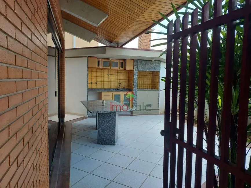 Foto 3 de Casa de Condomínio com 7 quartos para alugar, 360m2 em Sao Jose Dos Campos - SP