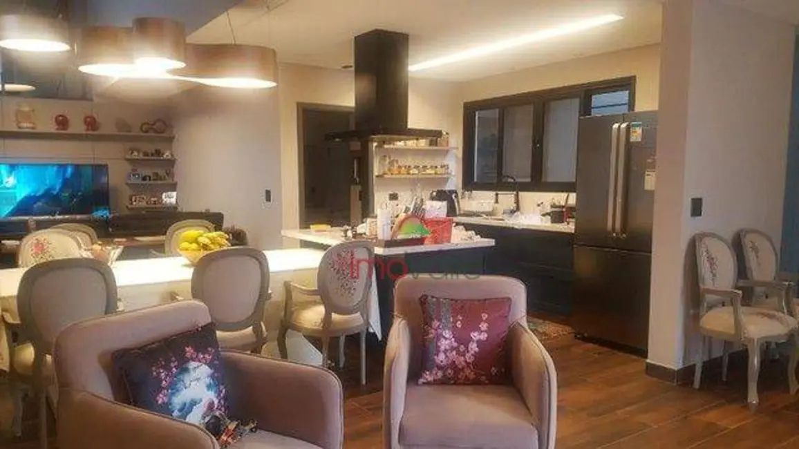 Foto 6 de Casa de Condomínio com 4 quartos à venda, 330m2 em Sao Jose Dos Campos - SP