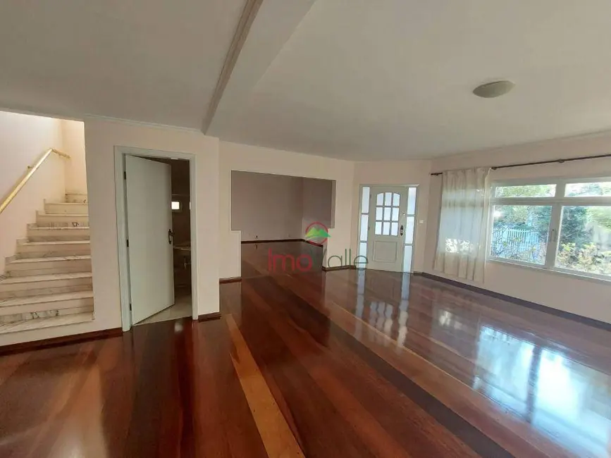 Foto 1 de Casa de Condomínio com 3 quartos para alugar, 360m2 em Sao Jose Dos Campos - SP