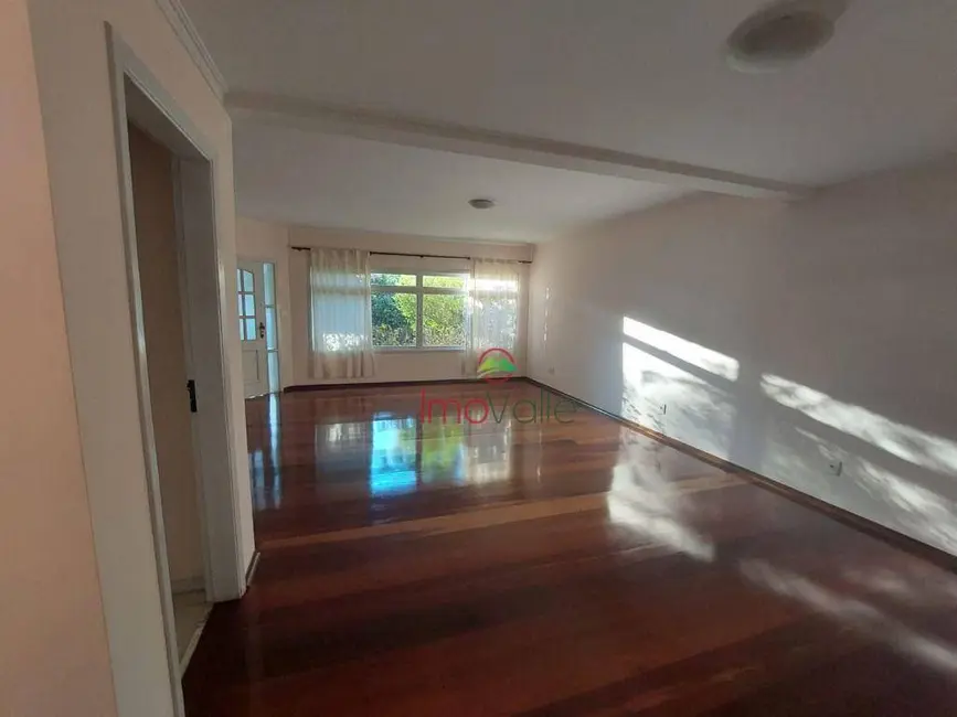 Foto 9 de Casa de Condomínio com 3 quartos para alugar, 360m2 em Sao Jose Dos Campos - SP