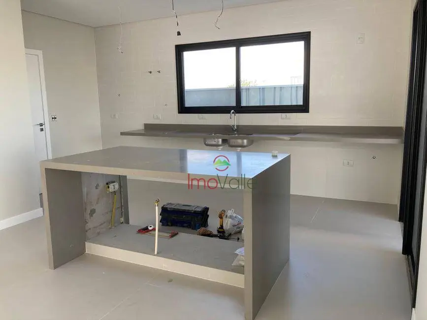 Foto 7 de Casa de Condomínio com 5 quartos à venda, 450m2 em Sao Jose Dos Campos - SP