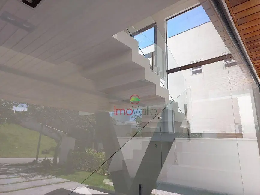 Casa de Condomínio com 5 quartos à venda e para alugar, 540m2 em Sao Jose Dos Campos - SP - imagem 3 Foto 3 de Casa de Condomínio com 5 quartos à venda e para alugar, 540m2 em Sao Jose Dos Campos - SP