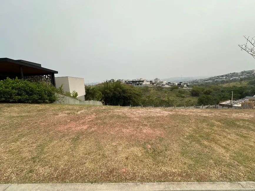 Terreno / Lote à venda, 560m2 em Sao Jose Dos Campos - SP - imagem 3 Foto 3 de Terreno / Lote à venda, 560m2 em Sao Jose Dos Campos - SP