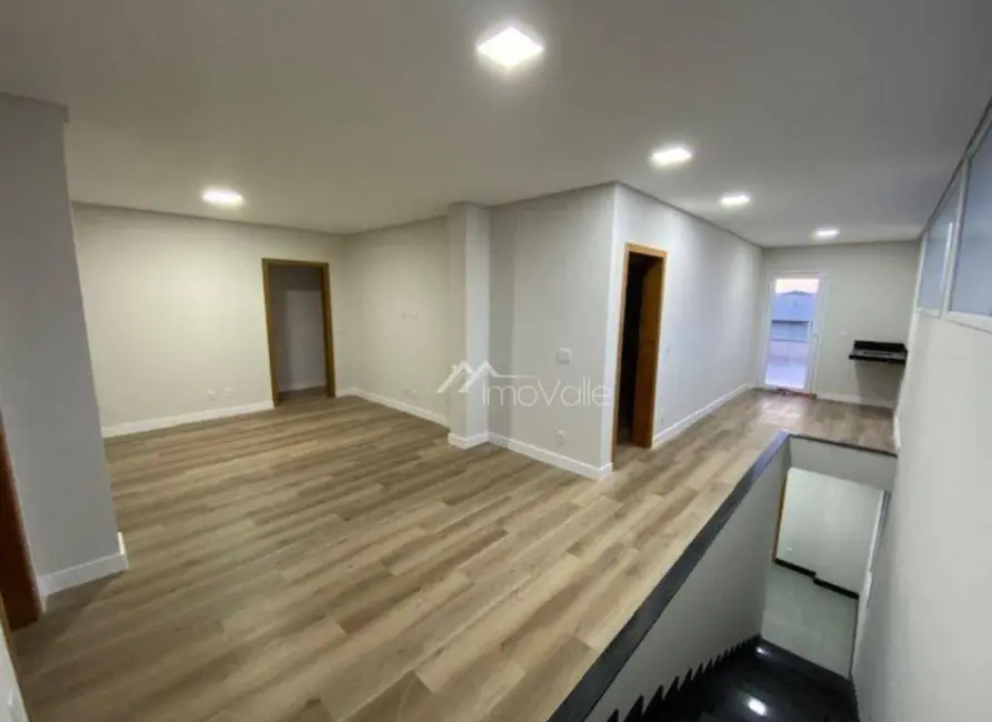 Sobrado com 3 quartos à venda, 450m2 em Sao Jose Dos Campos - SP - imagem 6 Foto 6 de Sobrado com 3 quartos à venda, 450m2 em Sao Jose Dos Campos - SP