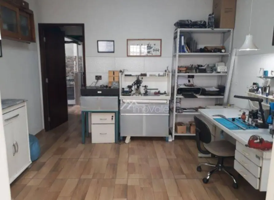 Casa com 4 quartos à venda, 350m2 em Sao Jose Dos Campos - SP - imagem 4 Foto 4 de Casa com 4 quartos à venda, 350m2 em Sao Jose Dos Campos - SP