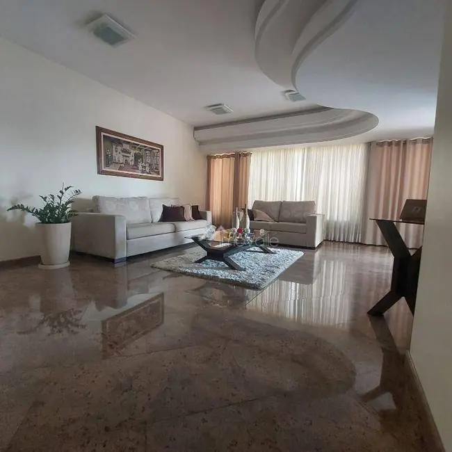 Foto 5 de Casa de Condomínio com 4 quartos à venda, 360m2 em Sao Jose Dos Campos - SP