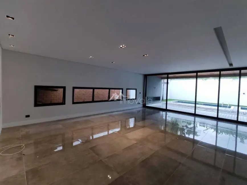Foto 2 de Casa de Condomínio com 4 quartos à venda, 450m2 em Sao Jose Dos Campos - SP