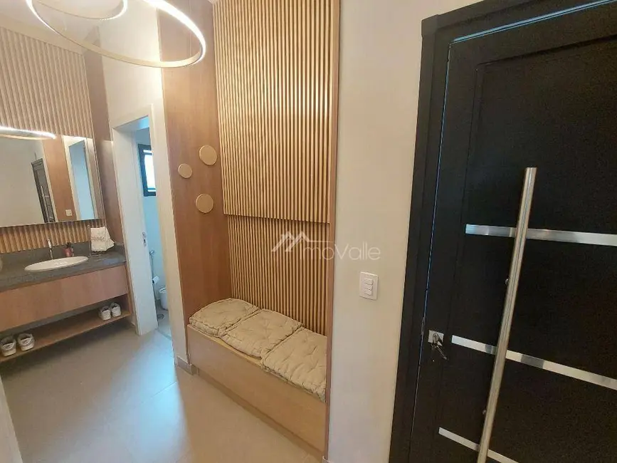 Foto 2 de Casa de Condomínio com 4 quartos à venda, 300m2 em Sao Jose Dos Campos - SP