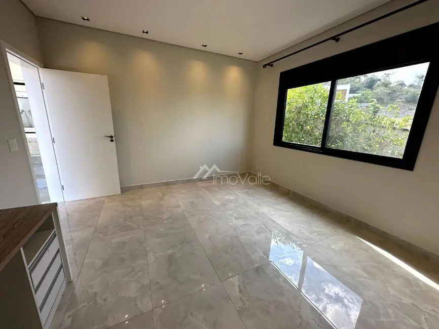 Foto 4 de Casa de Condomínio com 4 quartos para alugar, 512m2 em Sao Jose Dos Campos - SP