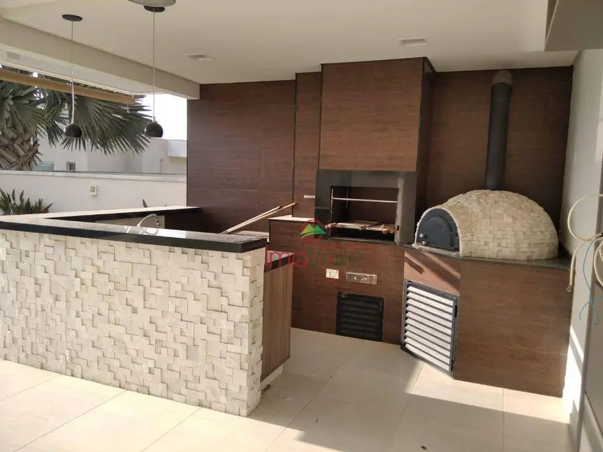 Foto 4 de Casa de Condomínio com 4 quartos à venda e para alugar, 450m2 em Sao Jose Dos Campos - SP