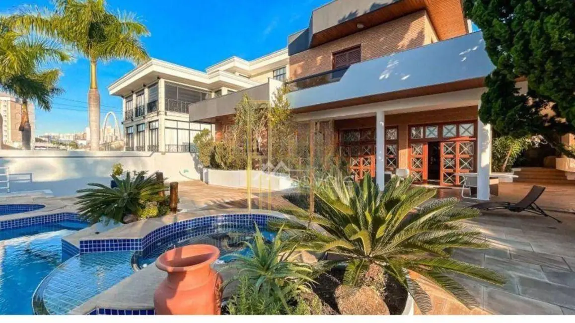 Foto 1 de Casa de Condomínio com 7 quartos à venda, 1600m2 em Sao Jose Dos Campos - SP