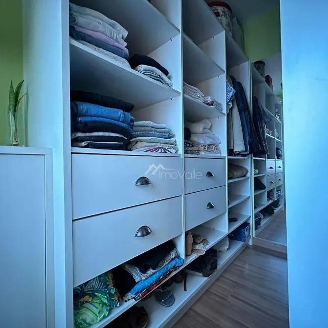 Foto 7 de Casa de Condomínio com 3 quartos à venda, 360m2 em Sao Jose Dos Campos - SP