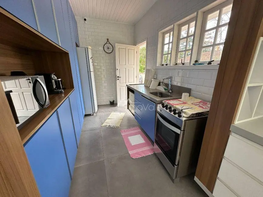 Foto 8 de Casa com 4 quartos à venda, 400m2 em Sao Sebastiao - SP