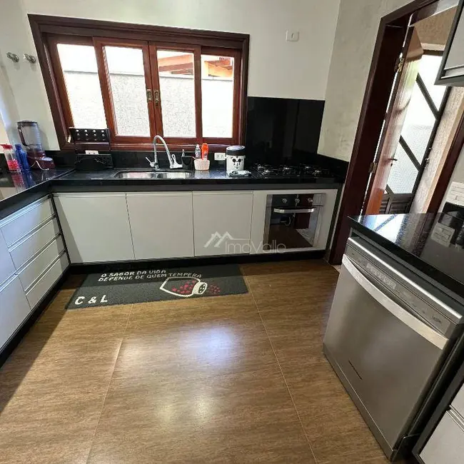 Foto 5 de Casa de Condomínio com 4 quartos à venda, 360m2 em Sao Jose Dos Campos - SP