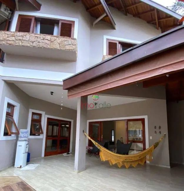 Casa de Condomínio com 3 quartos à venda e para alugar, 300m2 em Sao Jose Dos Campos - SP - imagem 3 Foto 3 de Casa de Condomínio com 3 quartos à venda e para alugar, 300m2 em Sao Jose Dos Campos - SP