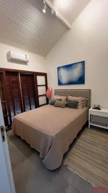 Foto 9 de Casa com 4 quartos à venda, 480m2 em Sao Sebastiao - SP