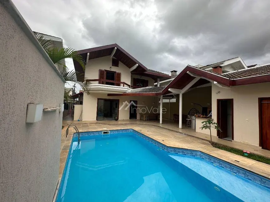 Foto 1 de Casa de Condomínio com 3 quartos à venda, 360m2 em Sao Jose Dos Campos - SP