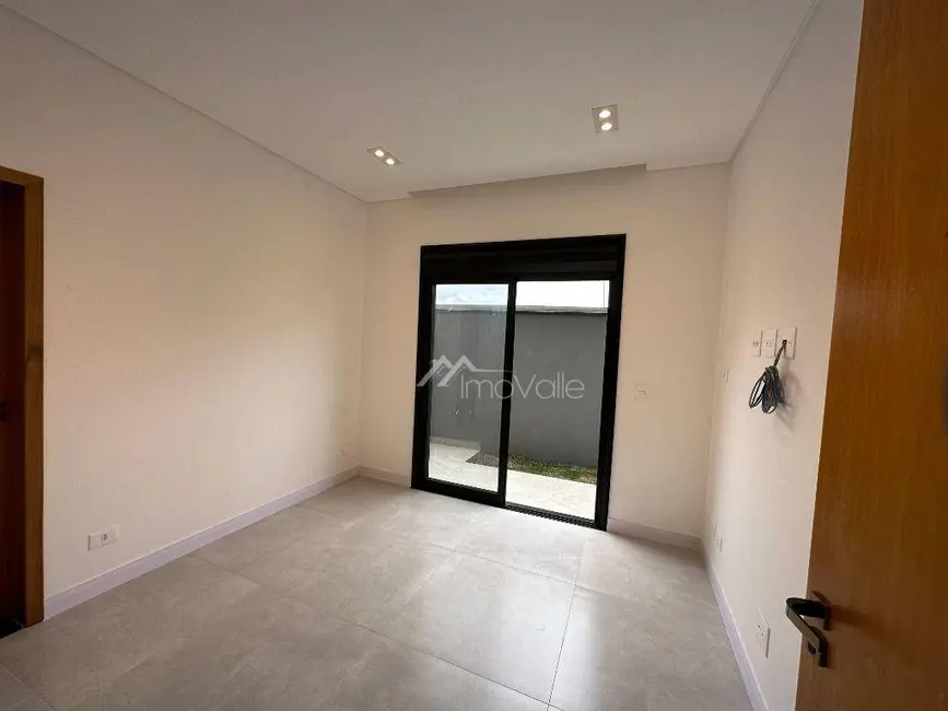 Casa de Condomínio com 5 quartos à venda e para alugar, 450m2 em Sao Jose Dos Campos - SP - imagem 9 Foto 9 de Casa de Condomínio com 5 quartos à venda e para alugar, 450m2 em Sao Jose Dos Campos - SP