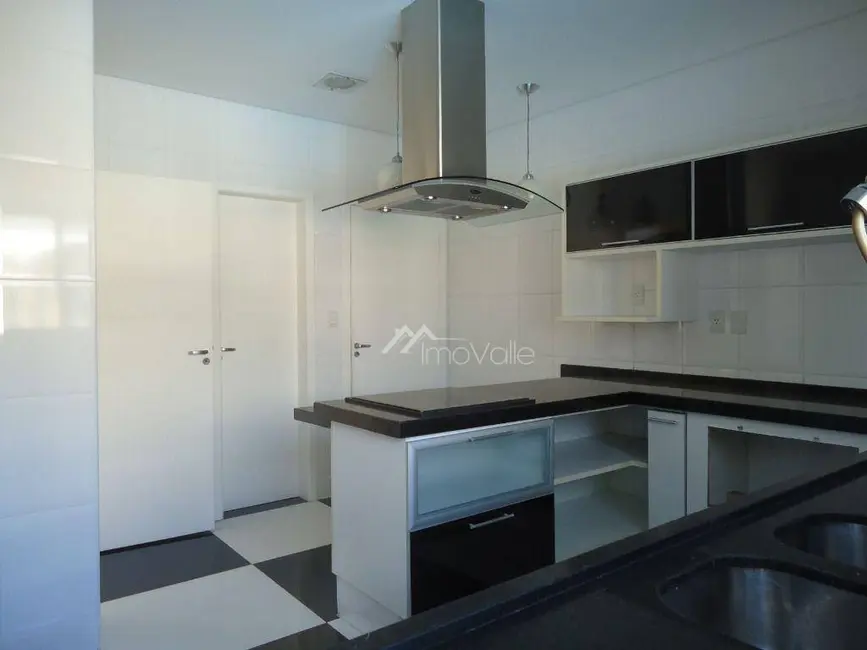 Foto 8 de Casa de Condomínio com 4 quartos à venda, 360m2 em Sao Jose Dos Campos - SP