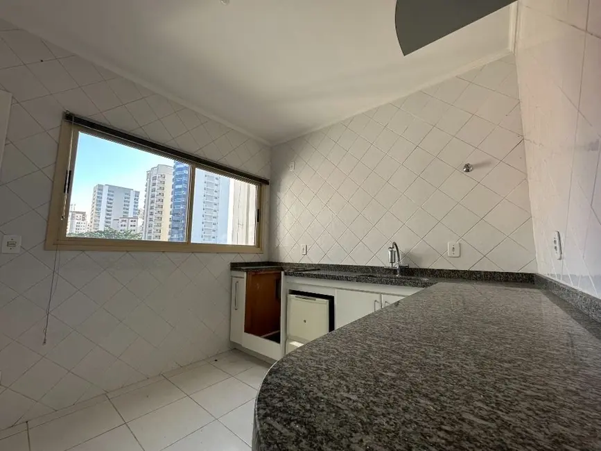 Apartamento com 4 quartos à venda e para alugar, 133m2 em Sao Jose Dos Campos - SP - imagem 6 Foto 6 de Apartamento com 4 quartos à venda e para alugar, 133m2 em Sao Jose Dos Campos - SP