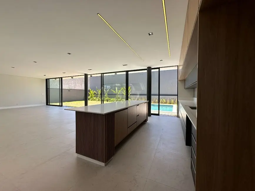 Foto 9 de Casa de Condomínio com 4 quartos à venda, 600m2 em Sao Jose Dos Campos - SP