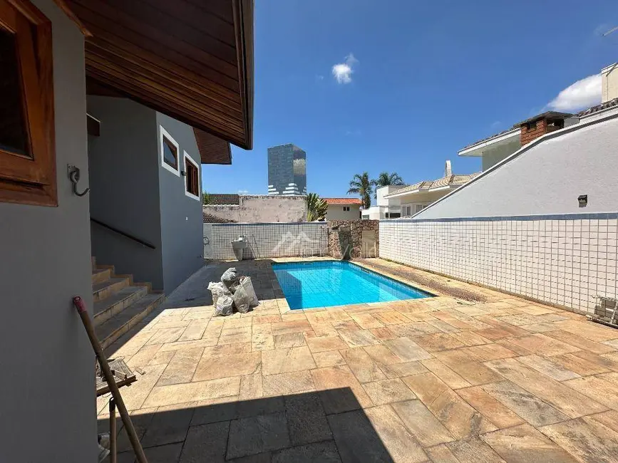 Casa de Condomínio com 4 quartos à venda, 360m2 em Sao Jose Dos Campos - SP - imagem 6 Foto 6 de Casa de Condomínio com 4 quartos à venda, 360m2 em Sao Jose Dos Campos - SP