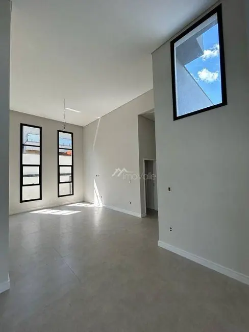 Casa de Condomínio com 3 quartos à venda, 451m2 em Sao Jose Dos Campos - SP - imagem 3 Foto 3 de Casa de Condomínio com 3 quartos à venda, 451m2 em Sao Jose Dos Campos - SP