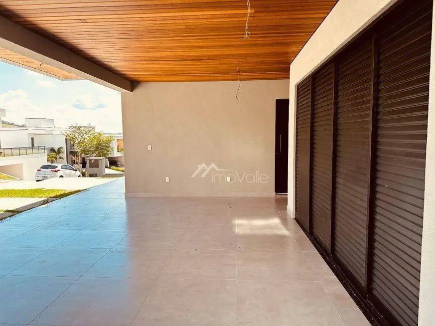 Foto 2 de Casa de Condomínio com 3 quartos à venda, 600m2 em Sao Jose Dos Campos - SP