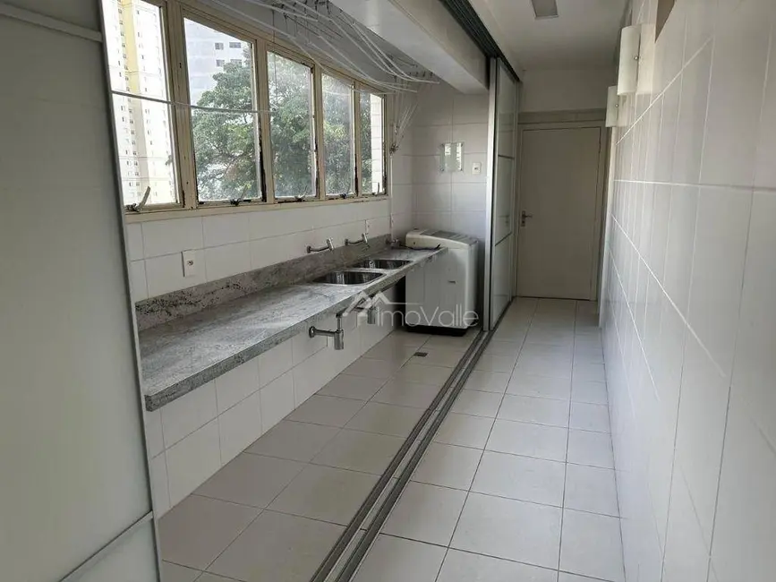 Foto 4 de Apartamento com 4 quartos à venda, 326m2 em Sao Jose Dos Campos - SP