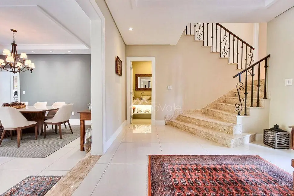 Foto 3 de Casa de Condomínio com 4 quartos à venda, 1008m2 em Condomínio Residencial Mirante do Vale, Jacarei - SP