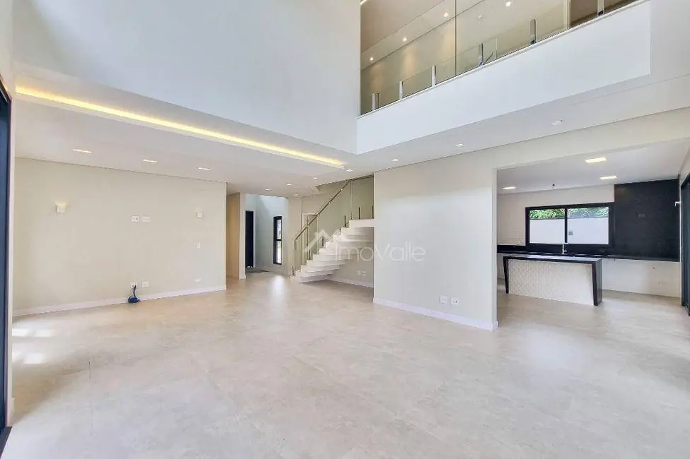 Casa de Condomínio com 4 quartos à venda, 450m2 em Sao Jose Dos Campos - SP - imagem 4 Foto 4 de Casa de Condomínio com 4 quartos à venda, 450m2 em Sao Jose Dos Campos - SP