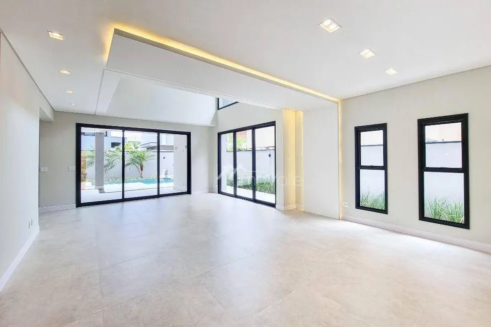 Casa de Condomínio com 4 quartos à venda, 450m2 em Sao Jose Dos Campos - SP - imagem 2 Foto 2 de Casa de Condomínio com 4 quartos à venda, 450m2 em Sao Jose Dos Campos - SP