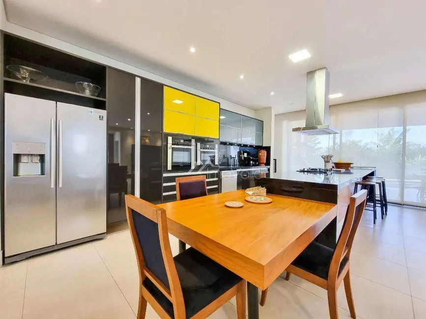 Casa de Condomínio com 5 quartos à venda e para alugar, 701m2 em Sao Jose Dos Campos - SP - imagem 7 Foto 7 de Casa de Condomínio com 5 quartos à venda e para alugar, 701m2 em Sao Jose Dos Campos - SP