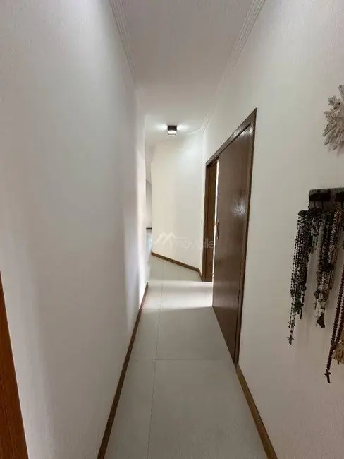 Foto 6 de Casa de Condomínio com 3 quartos à venda, 350m2 em Jacarei - SP