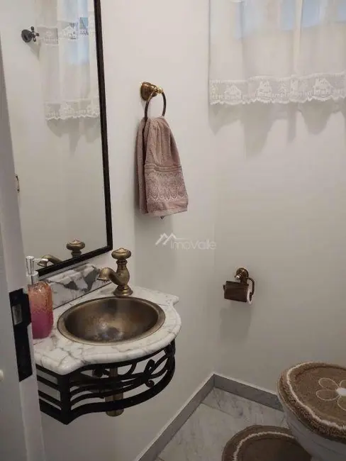 Apartamento com 3 quartos à venda, 134m2 em Sao Jose Dos Campos - SP - imagem 4 Foto 4 de Apartamento com 3 quartos à venda, 134m2 em Sao Jose Dos Campos - SP