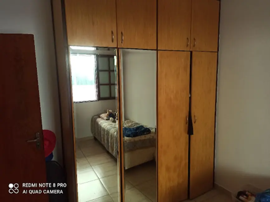 Casa com 3 quartos à venda, 300m2 em Sao Jose Dos Campos - SP - imagem 6 Foto 6 de Casa com 3 quartos à venda, 300m2 em Sao Jose Dos Campos - SP