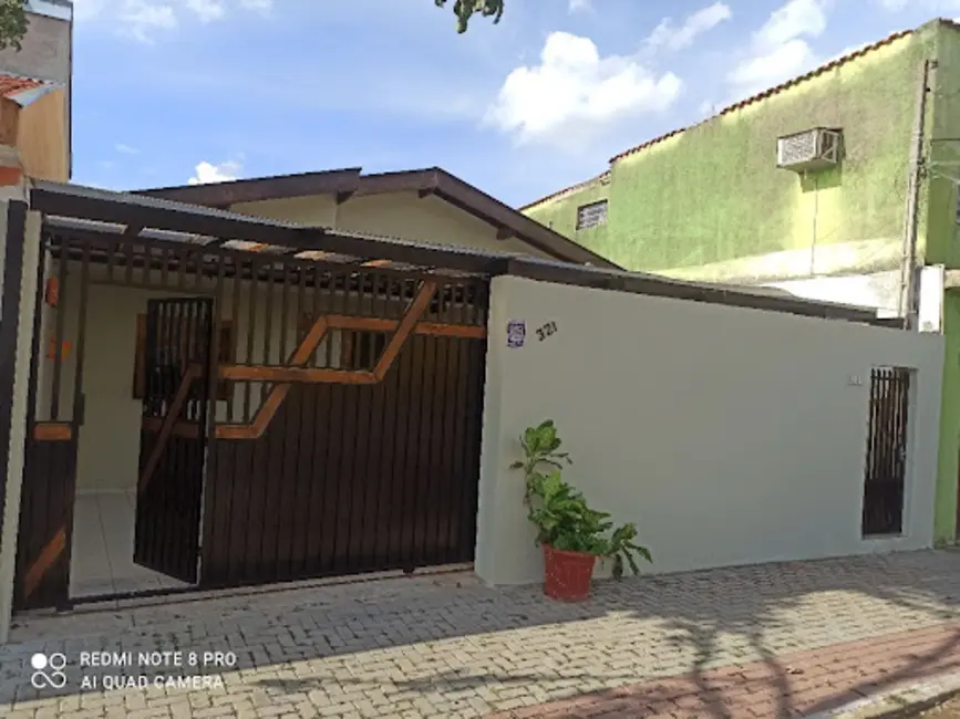 Casa com 3 quartos à venda, 300m2 em Sao Jose Dos Campos - SP - imagem 1 Foto 1 de Casa com 3 quartos à venda, 300m2 em Sao Jose Dos Campos - SP